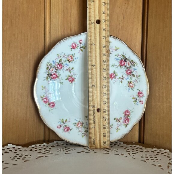 Vintage Elizabethan Rosamund Fine Bone China Footed Teacup Saucer Set Pink Rose - Picture 7 of 8